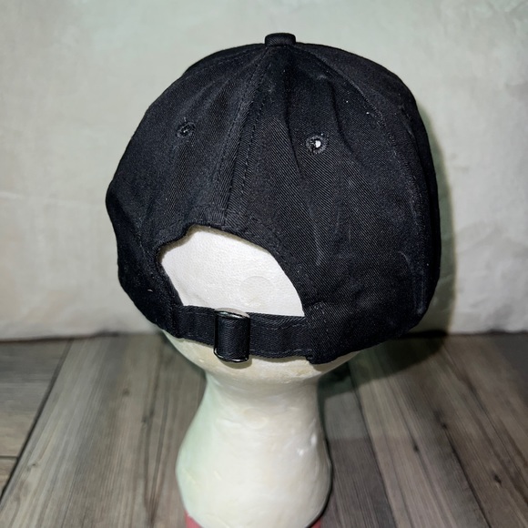 Vintage Washington Redskins “R” logo Brest Cancer Awareness Strapback Hat NFL - Picture 3 of 7